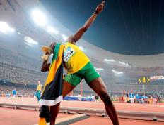 浓眉哥连续三场比赛得分超过大比分获胜，切尔西不断突破！引发球迷热议