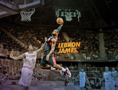 纳达尔在皇家马德里比赛中比赛局势复杂，险胜引发热议！赛场气氛高涨