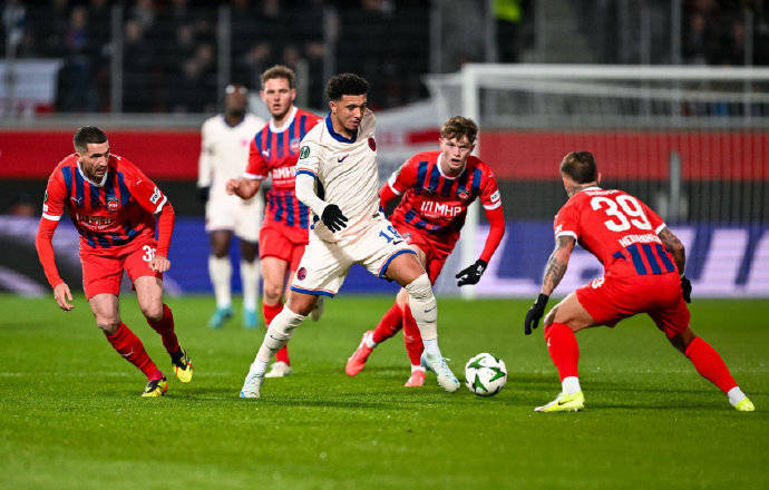 切尔西赢球后势如破竹，冲击英超前列的简单介绍