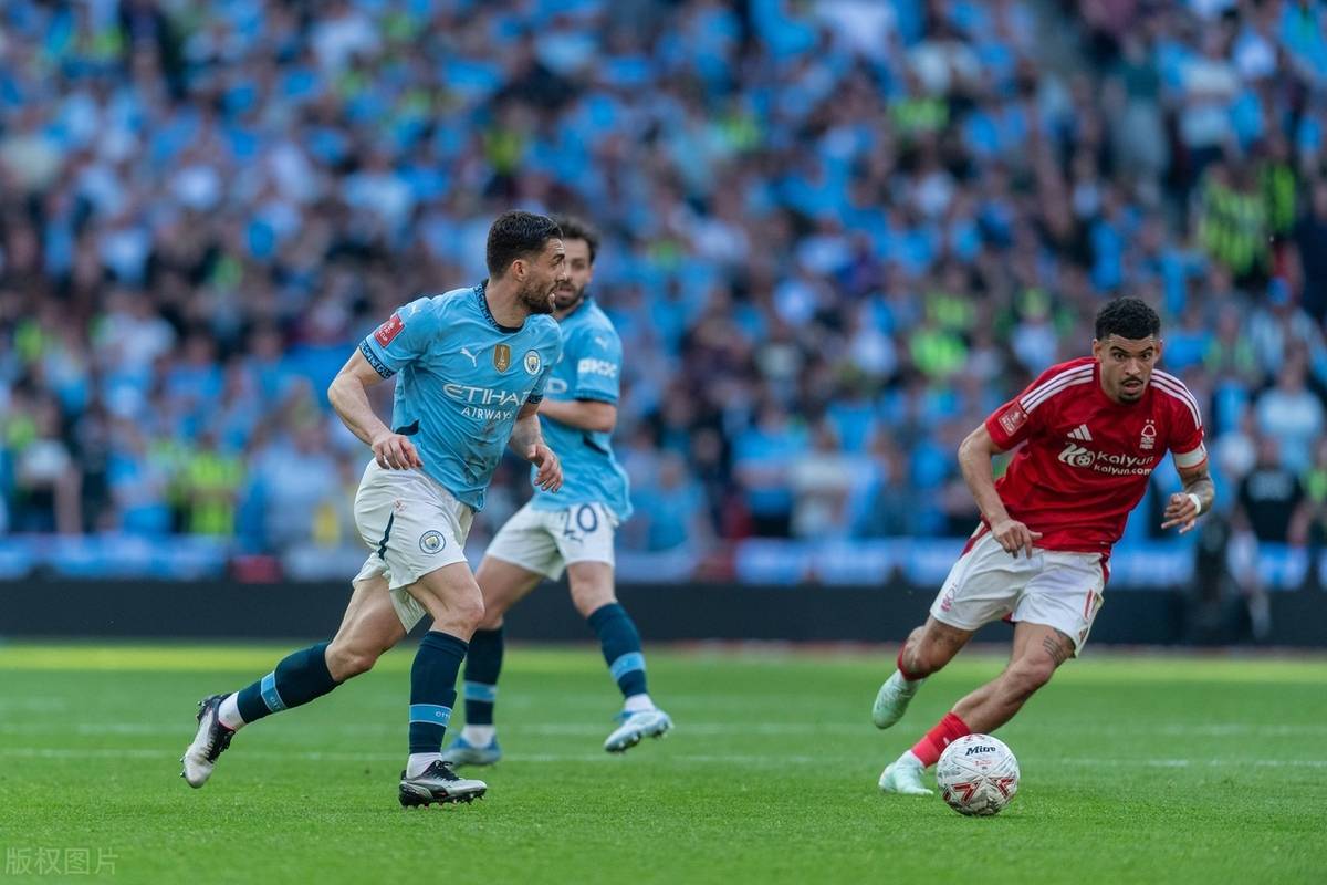 切尔西赢球后势如破竹，冲击英超前列的简单介绍