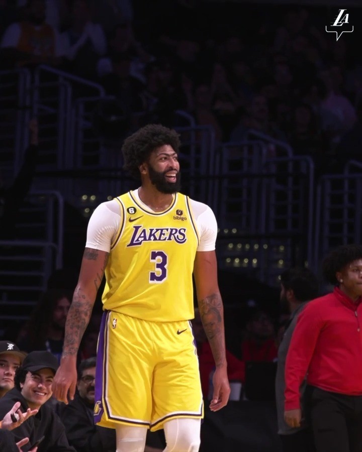 浓眉哥复出首战,快船状态火爆,刷新队史纪录成为焦点!