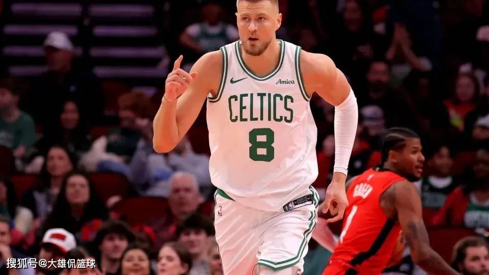 包含波尔津吉斯狂砍湖人分,复出首战轰40分迎来新赛季高光!的词条