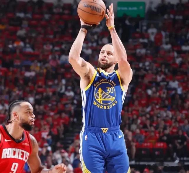 魔术,火箭,库里!